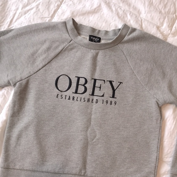 80’s OBEY Propaganda No. 89 Est. 1989 Sweater - Picture 2 of 7